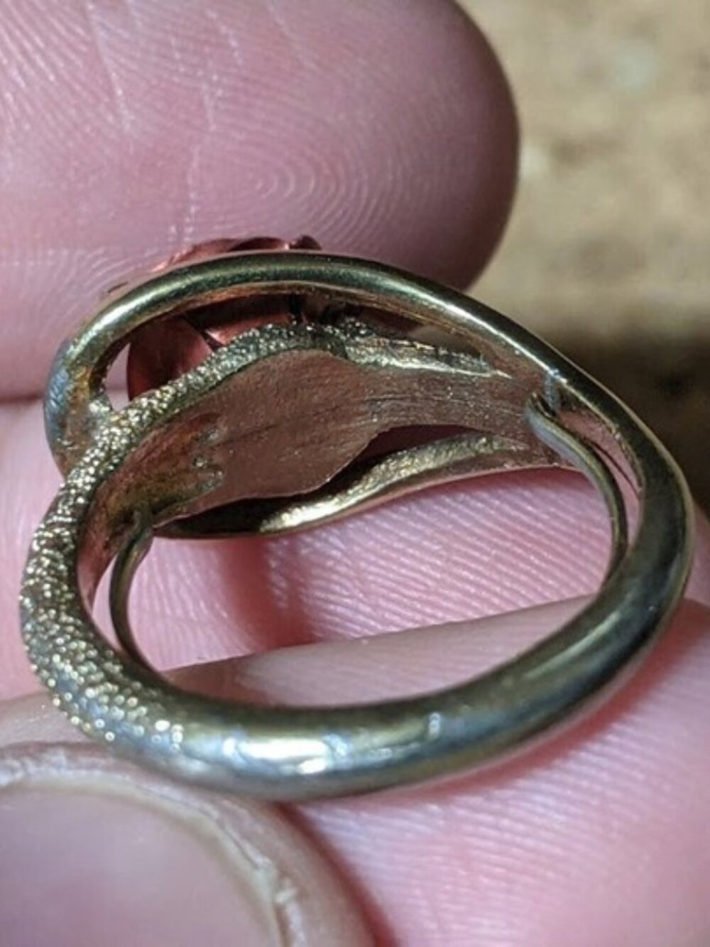 RED ROSE GOLD COLORED RING SIZE 5-6 ADJUSTABLE RING - Picture 3 of 11